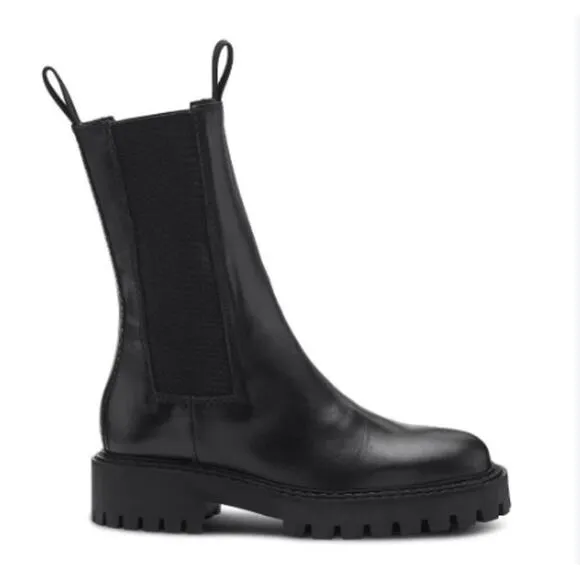 NWOB LAST Angie Chelsea Boots Portugal Black 36