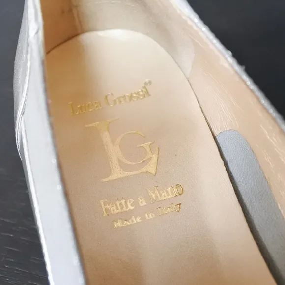 NWOB Luca Grossi Italy Silver Leather Low Wedges Flats Size 38