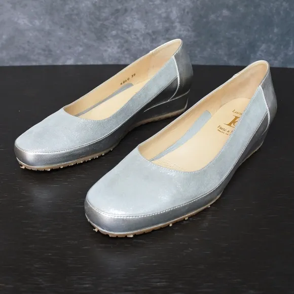 NWOB Luca Grossi Italy Silver Leather Low Wedges Flats Size 38