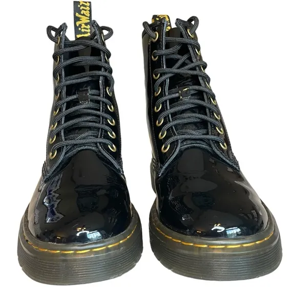 NWOB Women's Dr. Martens Black Patent Leather Combat Boots Full Lace Up Size 7