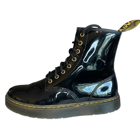 NWOB Women's Dr. Martens Black Patent Leather Combat Boots Full Lace Up Size 7