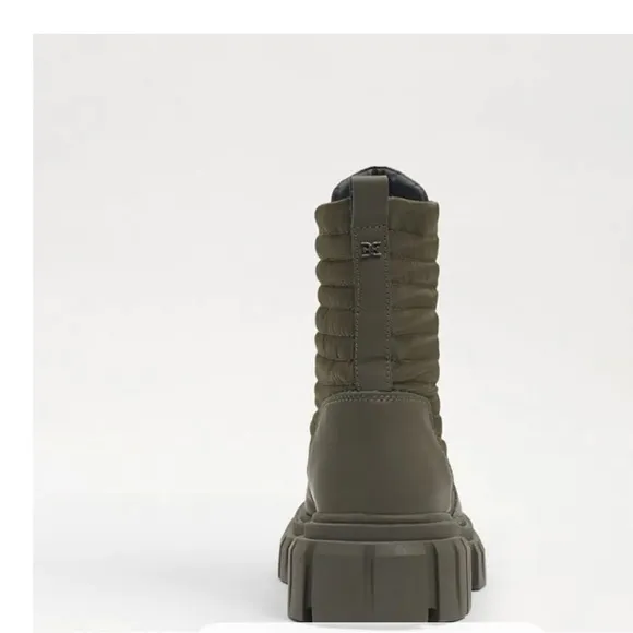 NWOB💥Sam Edelman Olympia Olive Chunky Lug Sole Lace Up Ankle Combat Boots Sz. 9