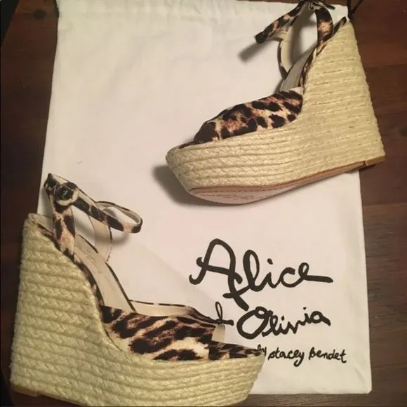 NWOT $325 Alice &amp; Olivia | Stella | Mob Wives | Leopard Espadrilles