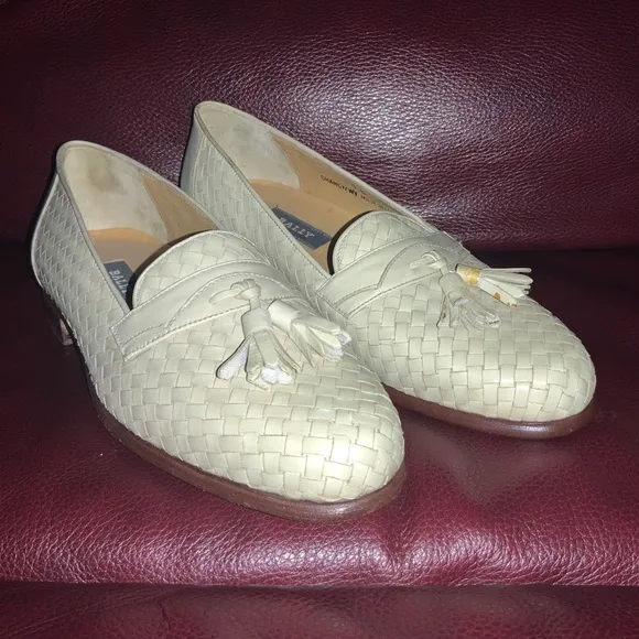 NWOT Bally Chancy WV Woven Leather Tassel Loafers Italy. SZ 7D. Never worn. Mint