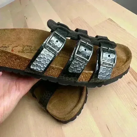 NWOT Birkenstock Birki's Xenia Sandals L6/M4 Leather Gray Metallic 3Strap Design