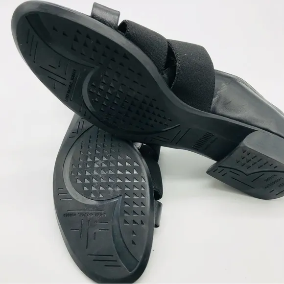 NWOT Black Munro Slip on Sandals Size 10 N.
