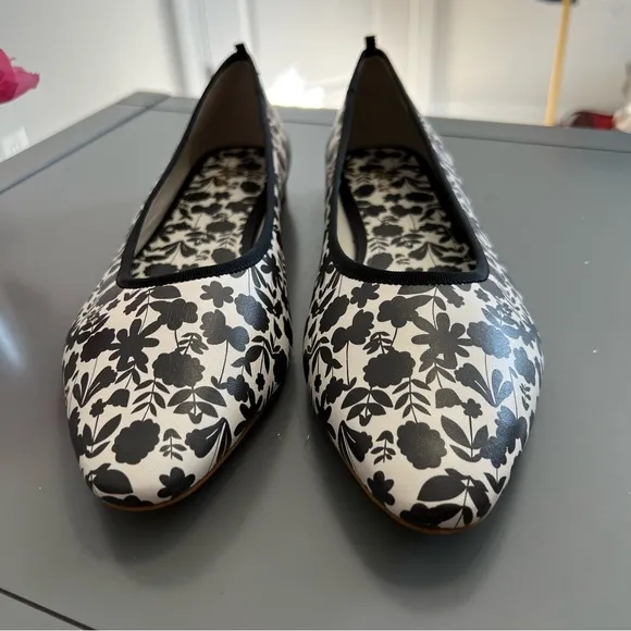 NWOT Boden Almond Toe Black &amp; Cream Floral Ballerina Flats in Flora Bloom Mono