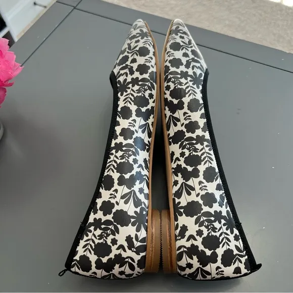 NWOT Boden Almond Toe Black &amp; Cream Floral Ballerina Flats in Flora Bloom Mono