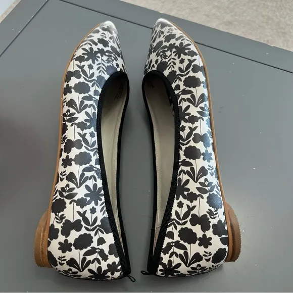 NWOT Boden Almond Toe Black &amp; Cream Floral Ballerina Flats in Flora Bloom Mono