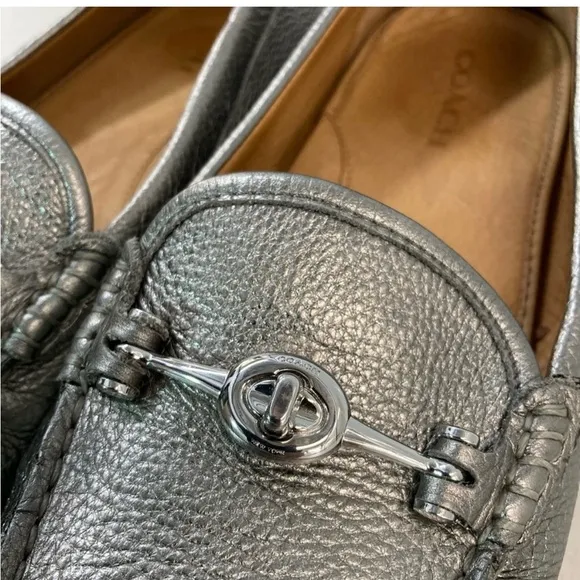 NWOT Coach Silver Loafers leather Arlene driving moccasin sz 7.5