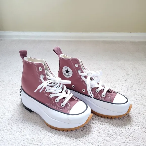 NWOT Converse Run Star Hike High Top Platform