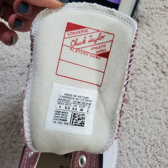 NWOT Converse Run Star Hike High Top Platform