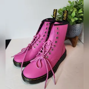 NWOT Doc Martens Zavala Hot Pink Leather Combat Boots Size 6