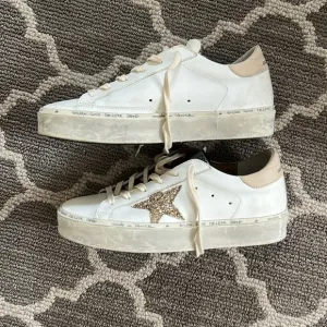 NWOT Golden Goose White and Gold Sneakers