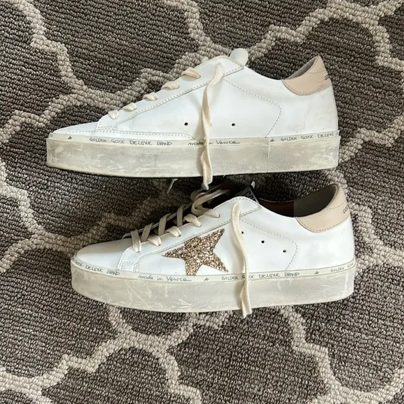 NWOT Golden Goose White and Gold Sneakers