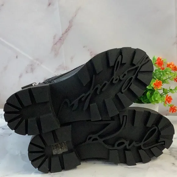 NWOT Karl Lagerfeld Bling Leather Combat Boots 5M