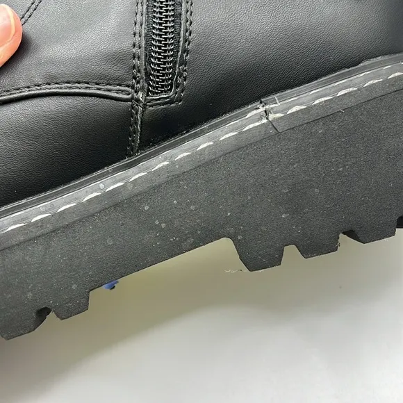 NWOT Karl Lagerfeld Paris Dixie Lace Up Combat Moto Boots Black Patch Womens 8.5