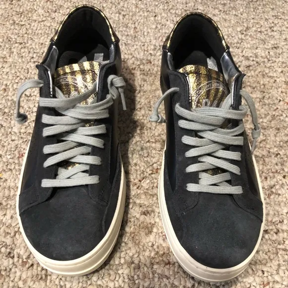 NWOT P448 low-top sneakers
