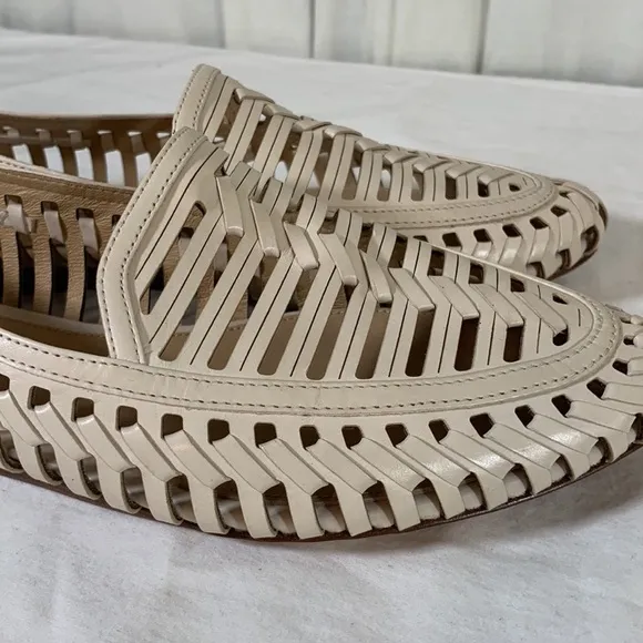 NWOT Veronica Beard Greece Woven Cage Leather Loafers, 7M