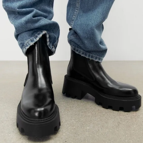 NWOT. Zara Black Chelsea Ankle Boots with Track Sole. Size 10