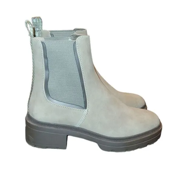 NWOT Rocket Dog IGGIE TAUPE CHELSEA BOOT 6.5
