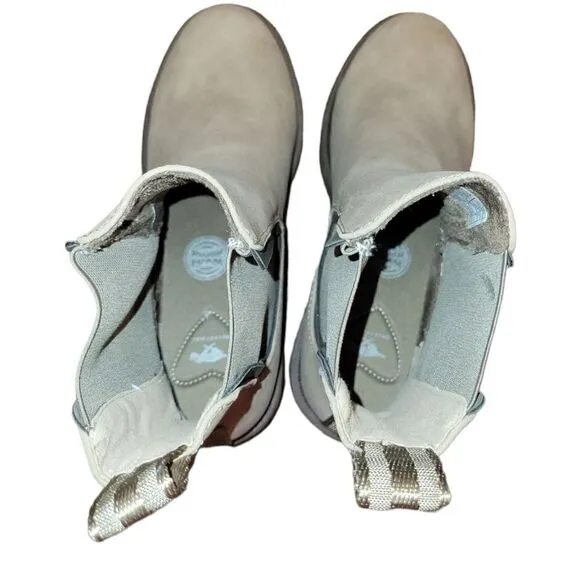 NWOT Rocket Dog IGGIE TAUPE CHELSEA BOOT 6.5