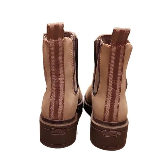 NWOT Rocket Dog IGGIE TAUPE CHELSEA BOOT 6.5