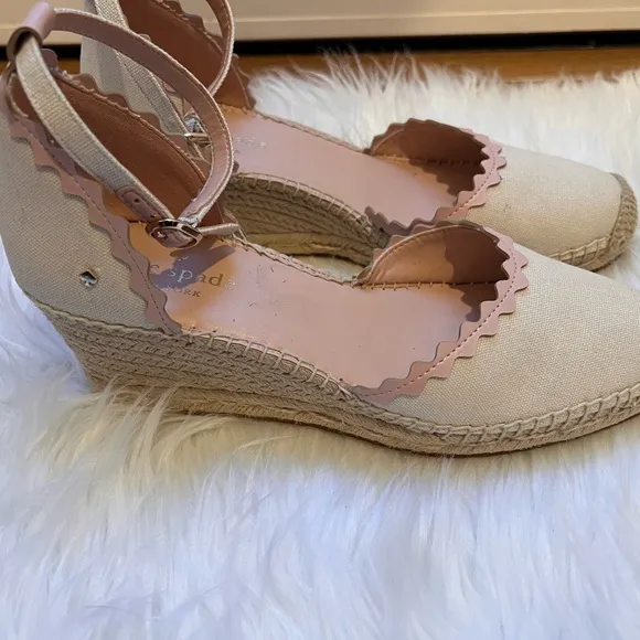 Nwt adorable kate spade cream canvas espadrilles wedges
