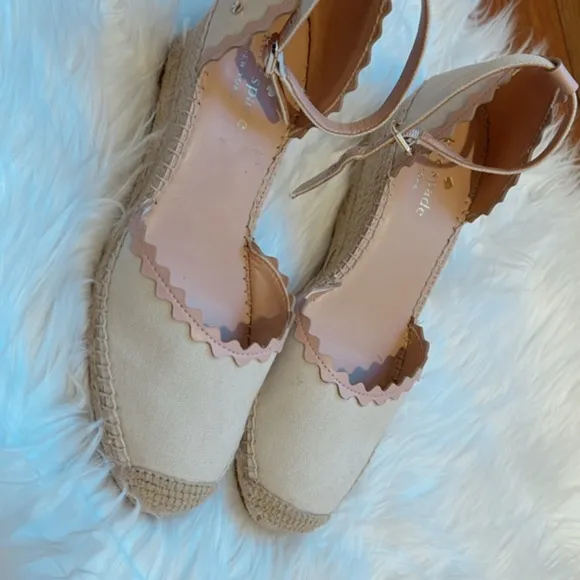 Nwt adorable kate spade cream canvas espadrilles wedges