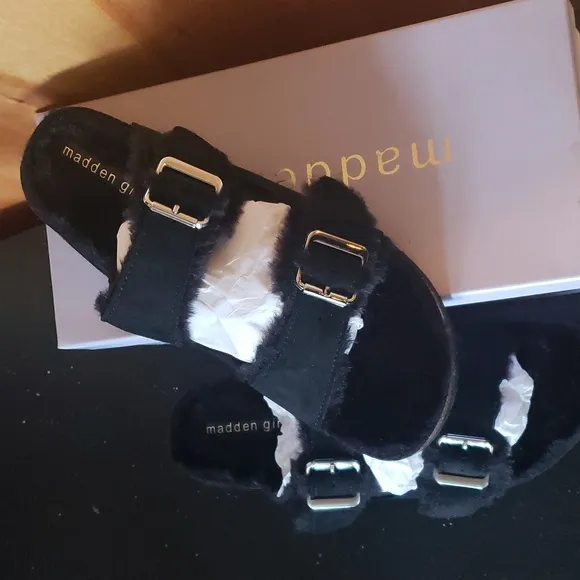 NWT Black on Black Birkenstock Madden Girl Clog Slip-On Slides Sandals Summer