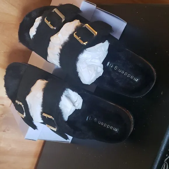 NWT Black on Black Birkenstock Madden Girl Clog Slip-On Slides Sandals Summer