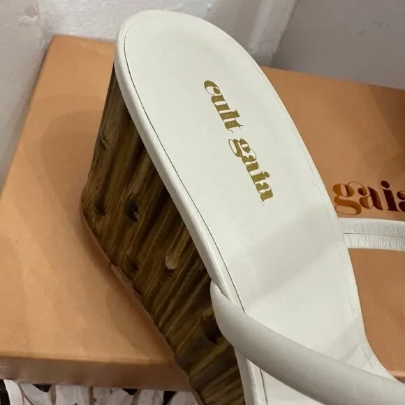 NWT Cult Gaia bamboo Eva leather sandals