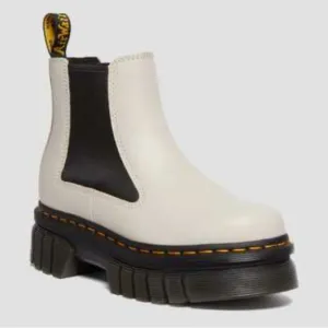 NWT Dr. Martens White and Black Chelsea 2976 Boots