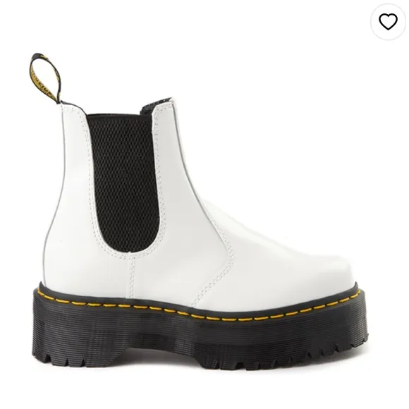 NWT Dr. Martens White Leather 2976 Platform Chelsea Boots