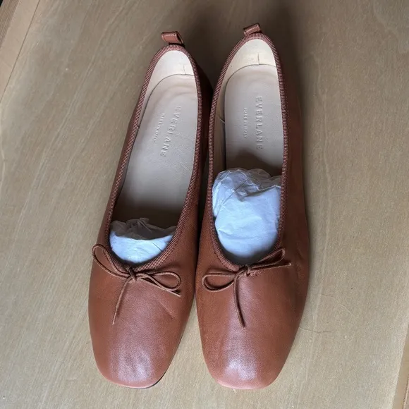 NWT Everlane day Ballet flats  toasted almond brown women's size 8.5