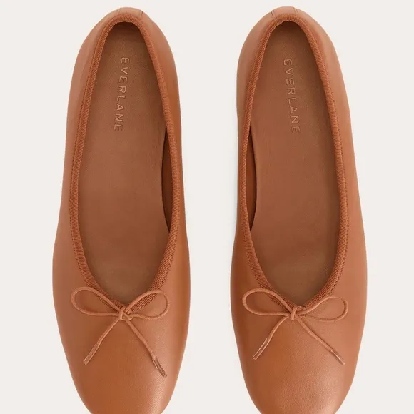 NWT Everlane day Ballet flats  toasted almond brown women's size 8.5