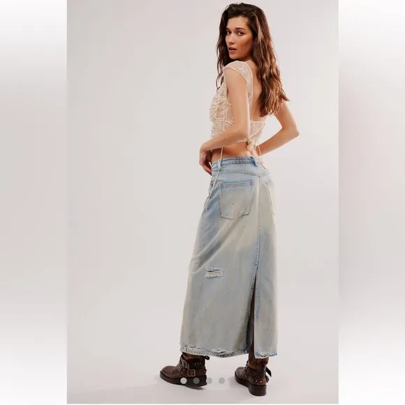 NWT FREE PEOPLE Patsy Long Line Denim Skirt SX-27 Color-Dirty Kansas $168 MSRP