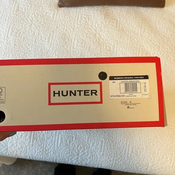 NWT Hunter Chelsea boots