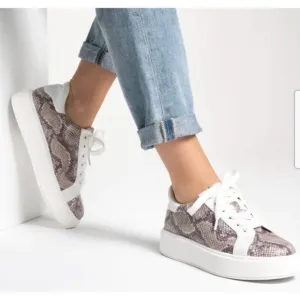 Nwt J.Lo Angelique Platform Sneaker