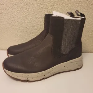 NWT Kodiak Brown Leather Takla Chelsea Boots Size 11