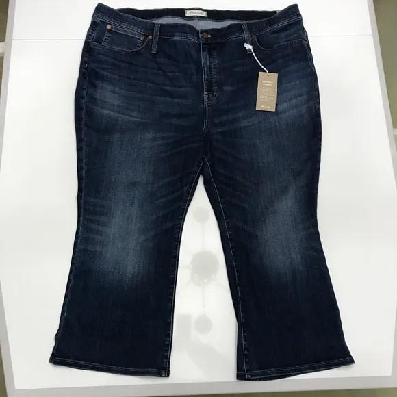 NWT Madewell Petite Plus Size Cali Demi-Boot Jeans in Danny Wash