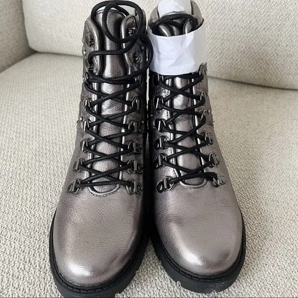 NWT Marc Fisher 100% Leather Silver Lanzia Leather Quilted Ankle Combat Boots