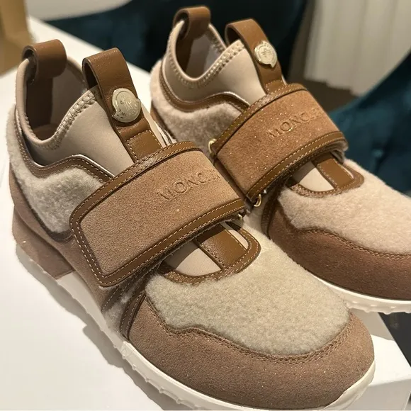 NWT Moncler Suede Low Top Sneakers Size 35 (US 5)