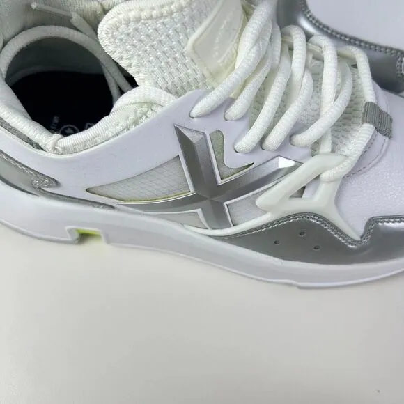 NWT Munich White Silver Lace-Up Low Top Click Dama Sneakers Women's Size 8