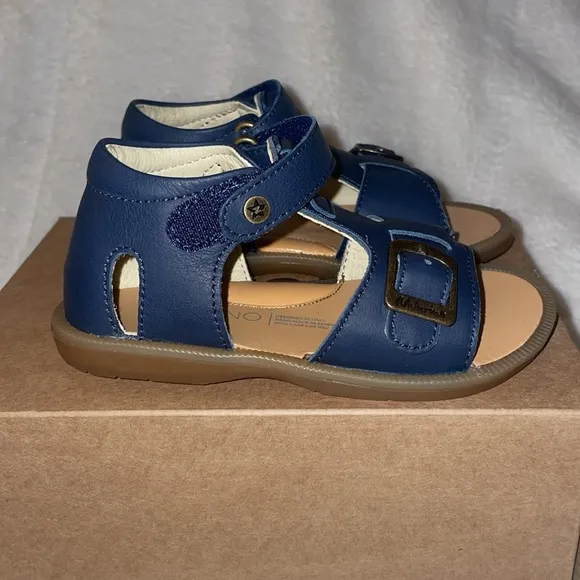NWT NATURINO QUARZO Leather sandals with strap in Blue