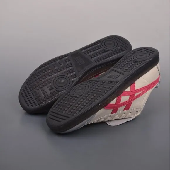 NWT Onitsuka Tiger Tokuten Low-Top Leather Sneakers