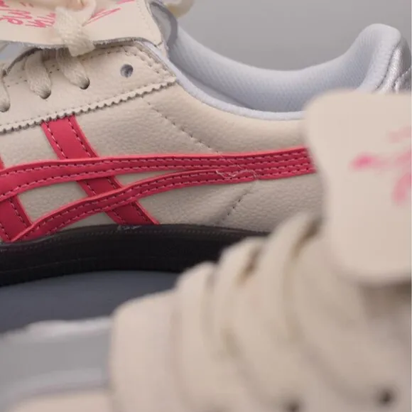 NWT Onitsuka Tiger Tokuten Low-Top Leather Sneakers