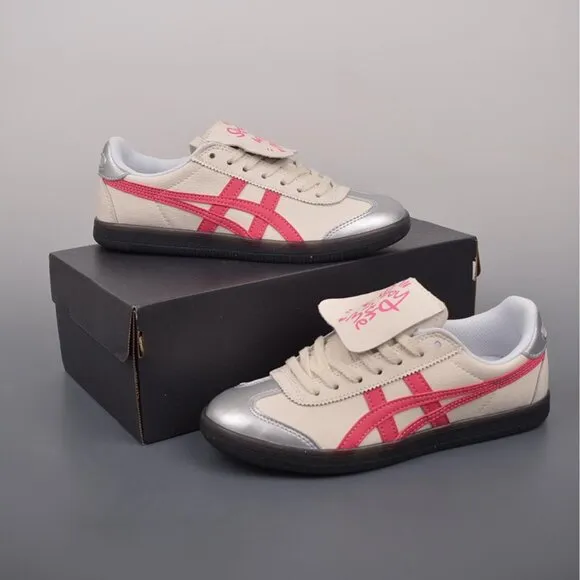 NWT Onitsuka Tiger Tokuten Low-Top Leather Sneakers