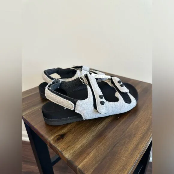 NWT ROAM Touch Strap Jersey Sandals Size 41