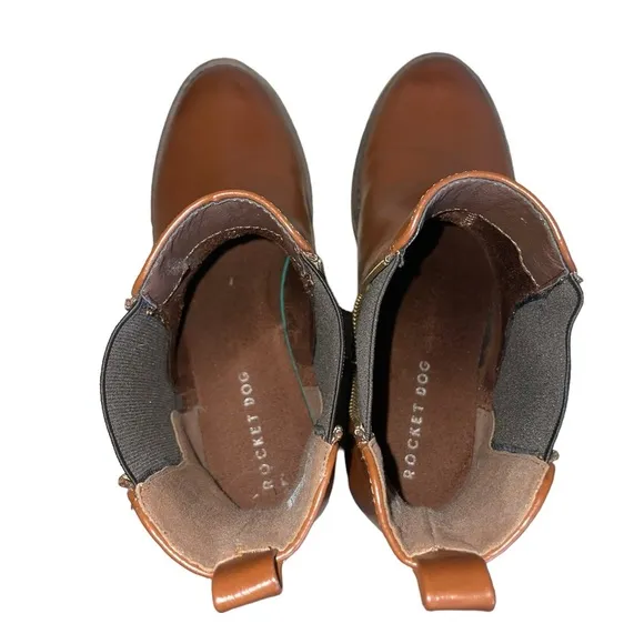 NWT Rocket Dog Camilla Tan Brown Chelsea Ankle Boots